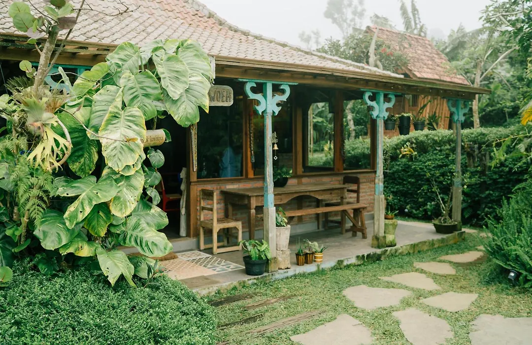 Pondok Kawinaya-1