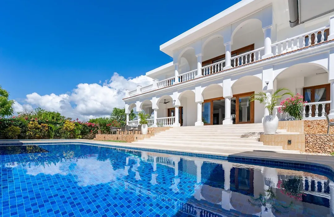 Villa Branca Diani Boutique Luxury & Personalized Service-1