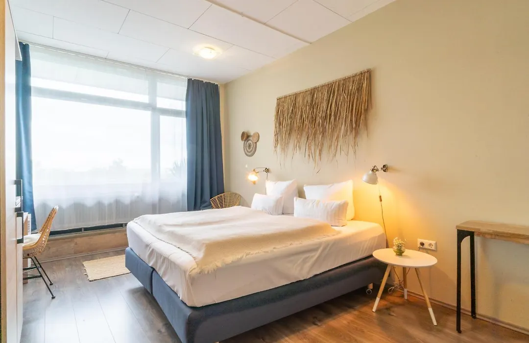 Aqua Hotel-1