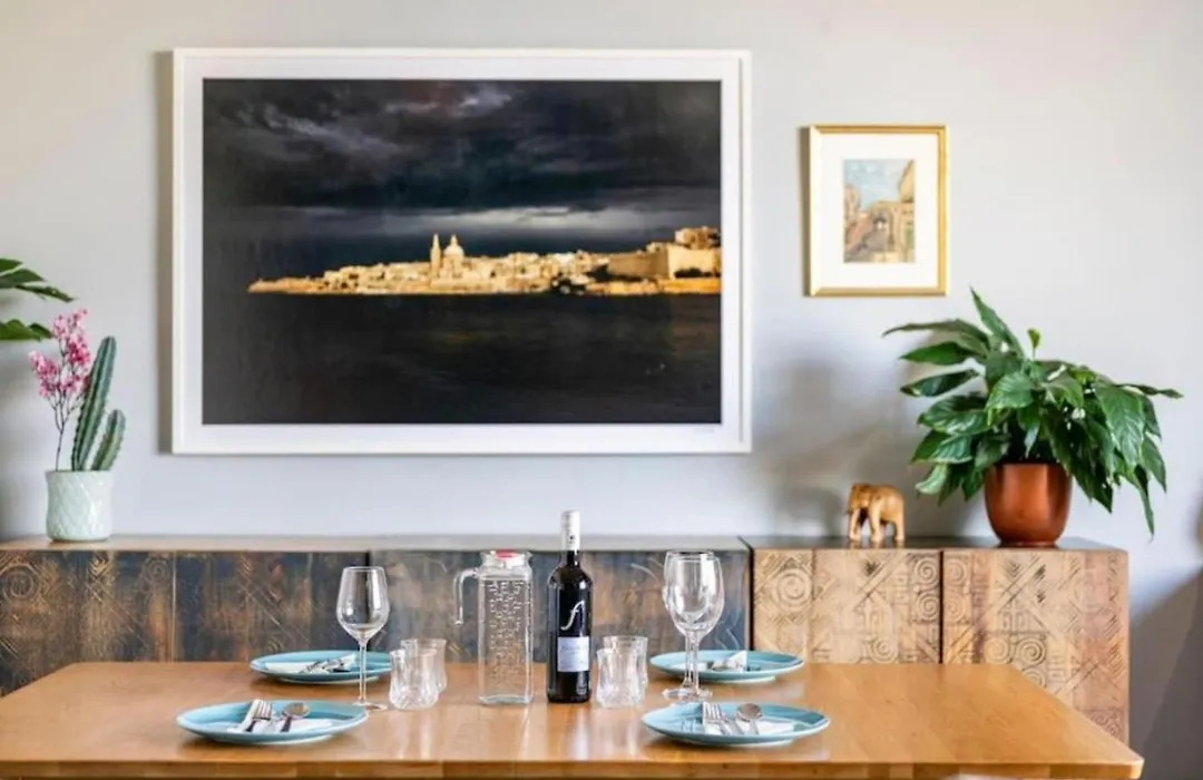 Seabreeze Retreat With Terrace - St Julians-1
