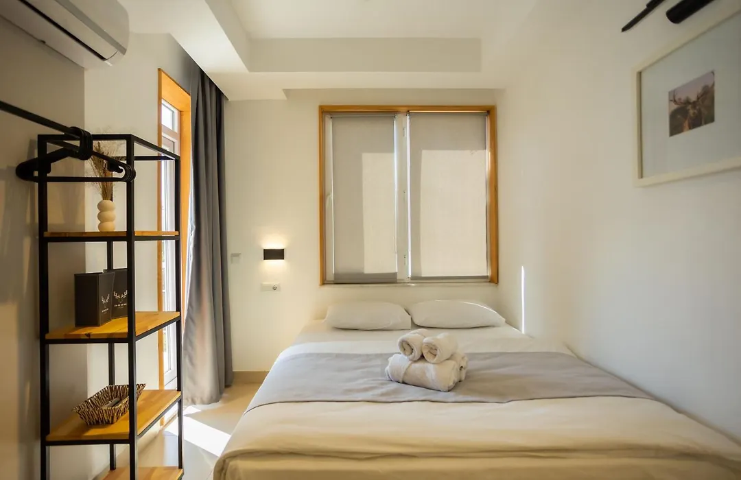 Deer Hostel & Hotel-1
