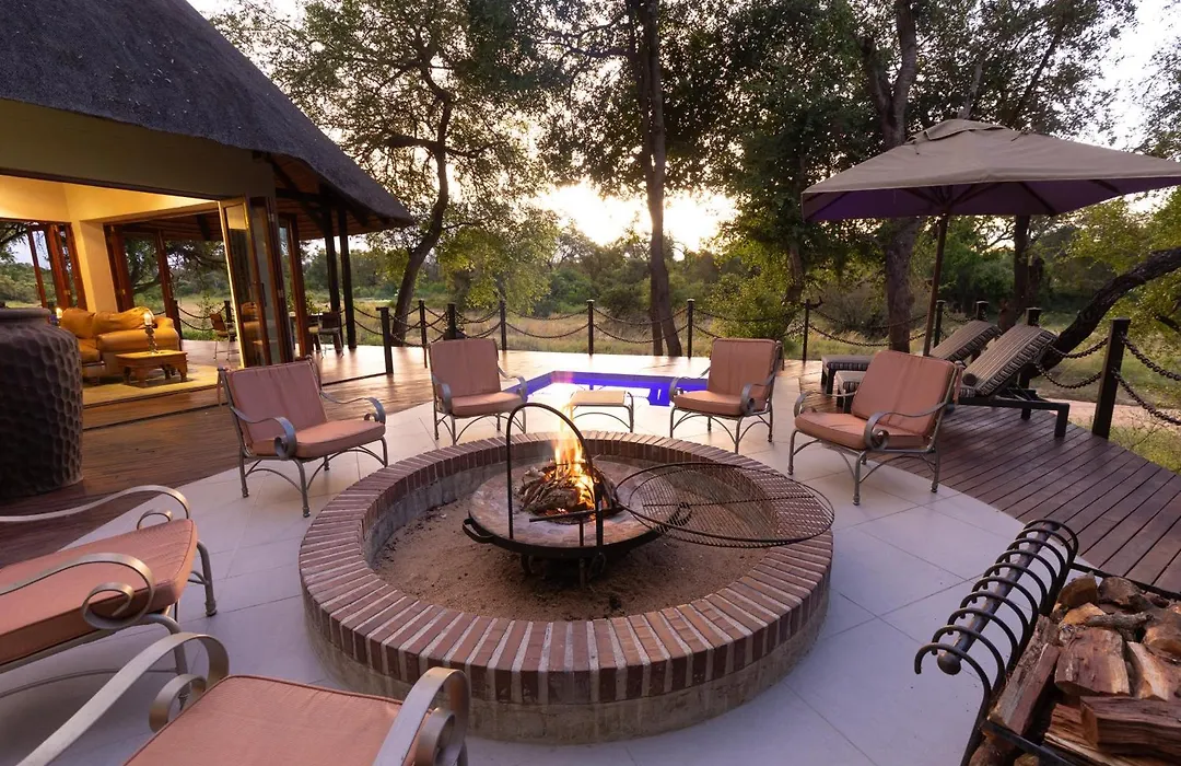 Shumbalala Game Lodge-1