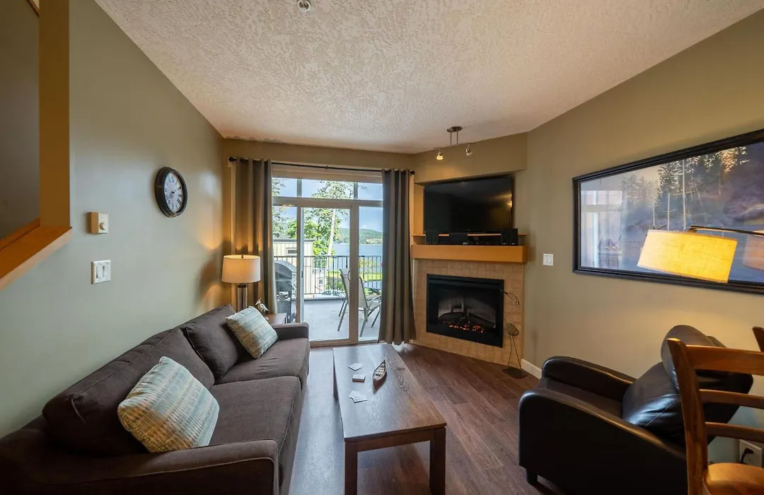 Sooke Harbour Resort & Marina-1