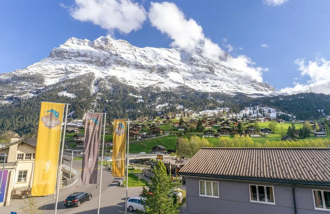 Eiger Lodge Easy-1