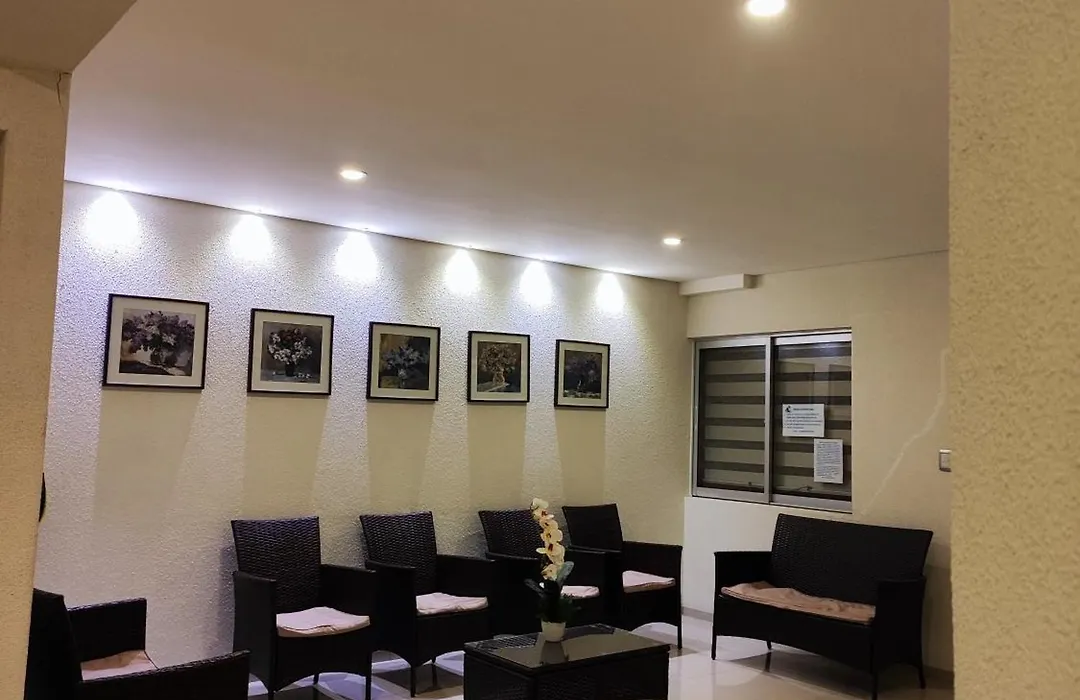 Apartamento Completo En El Centro De Santa Cruz, Acogedor, Buena Zona-1