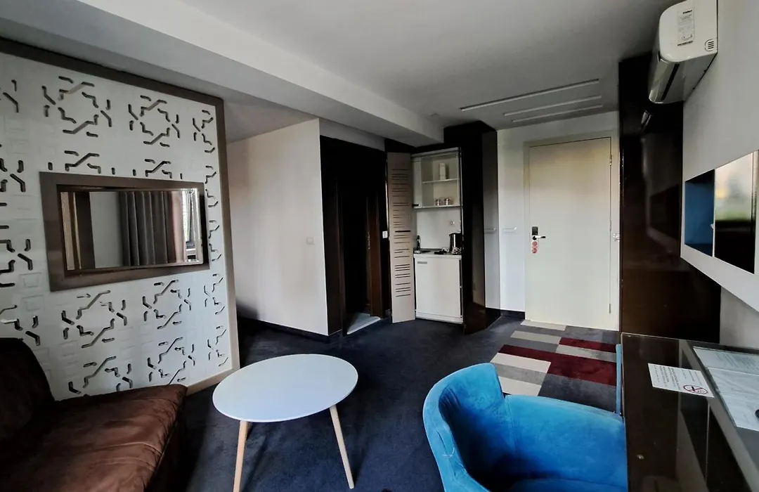Hotel Boutique Bristol-1