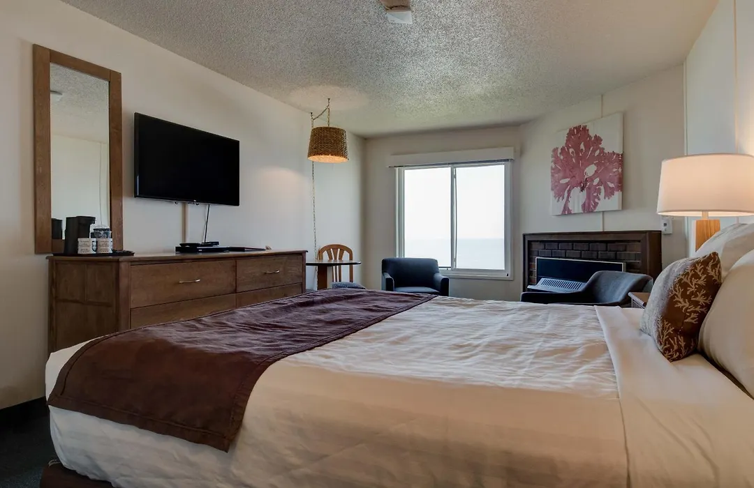 Ester Lee Oceanview Inn-1