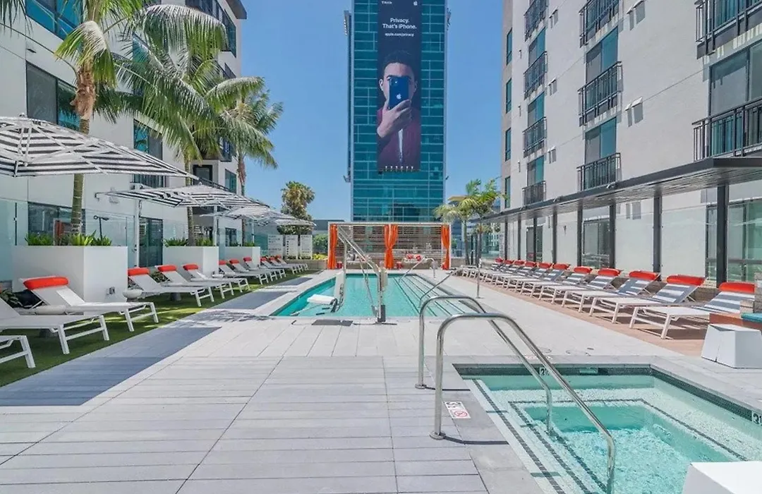 Modern Hollywood Home Sunset View & Free Parking - 10Mins To Universal Studios-1