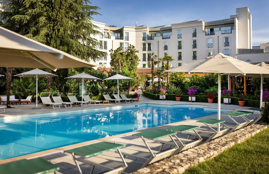 Rogner Hotel Tirana-1