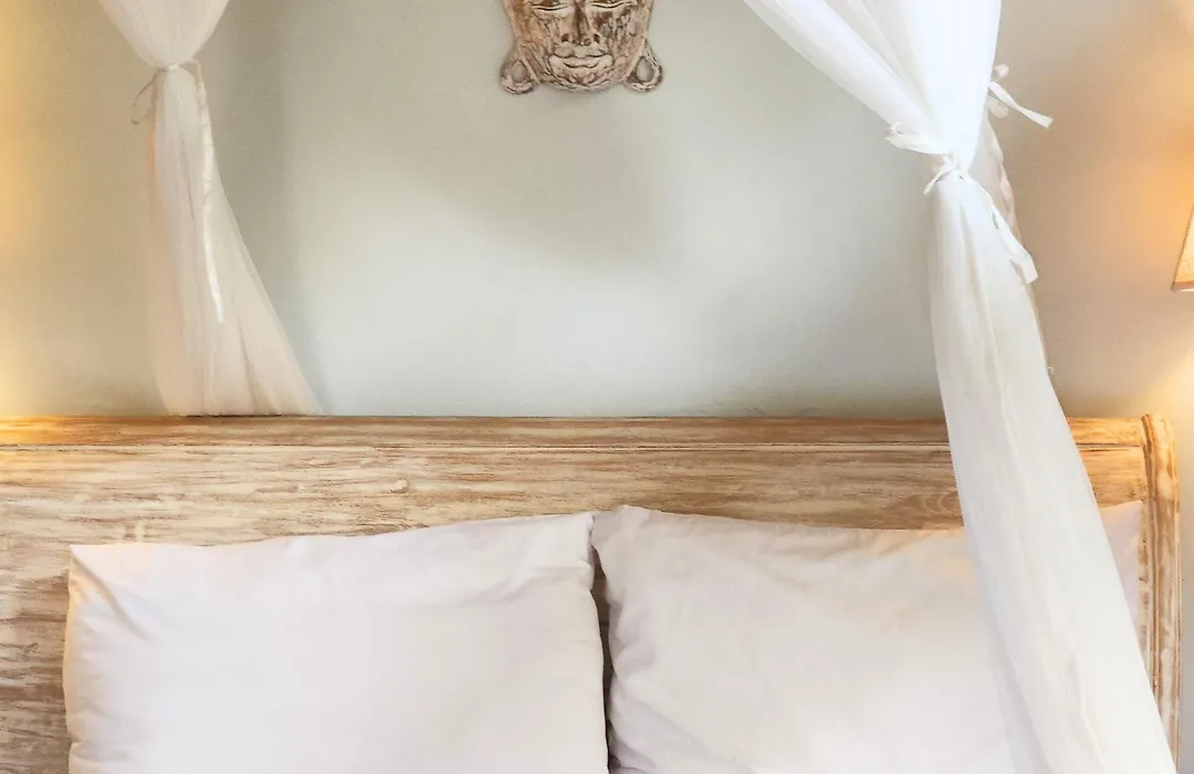 Danaya'S Cottage And Studio-1