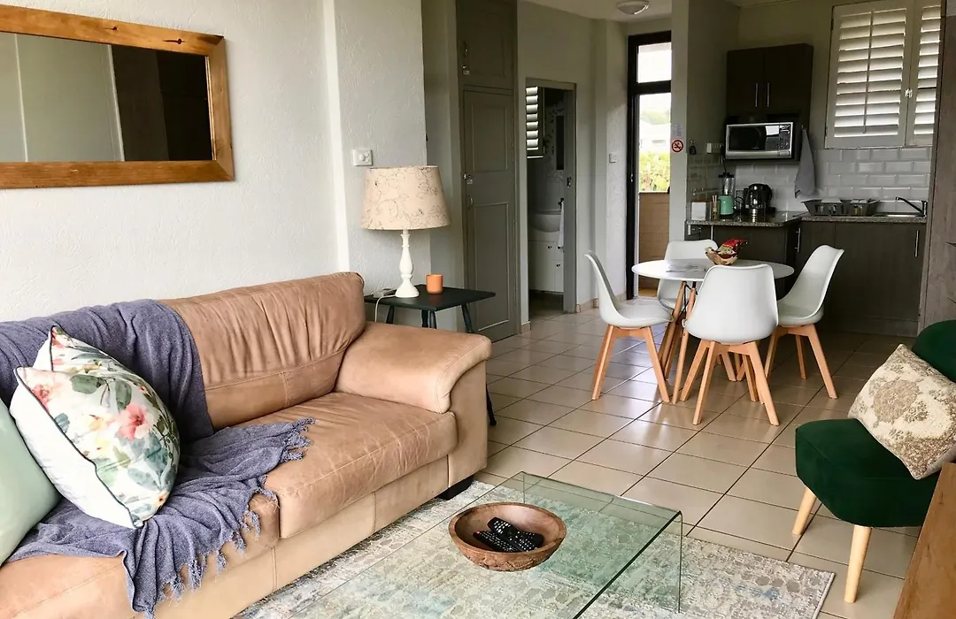 La Ballito Beachfront Breakaway-1