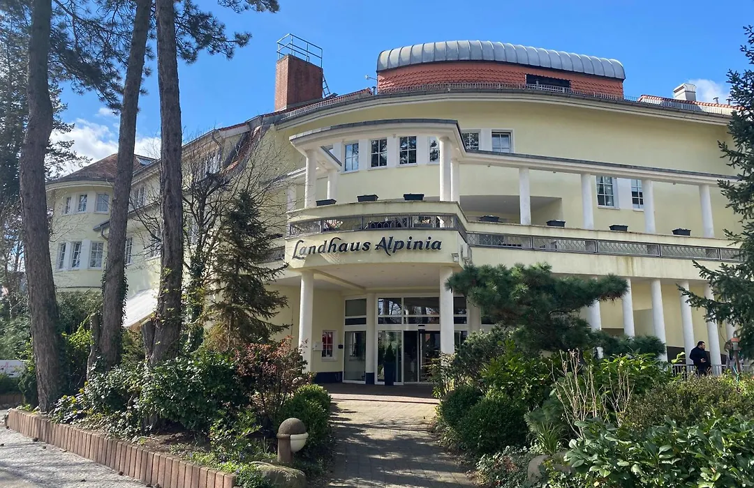 Landhaus Alpinia-1