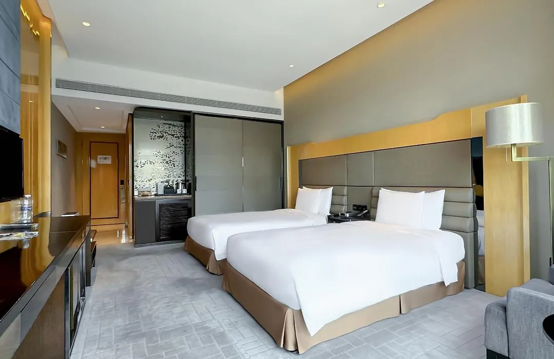 Crowne Plaza Beijing Lido By Ihg-1