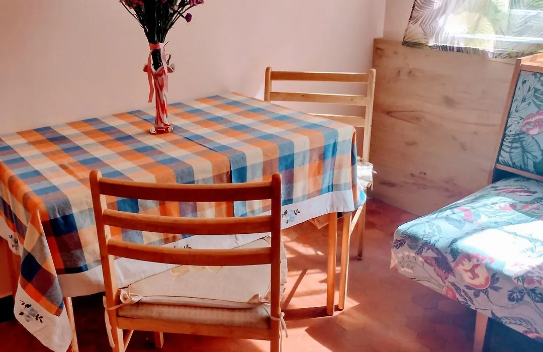Era Echoes - Preserved Historical Apartment-1