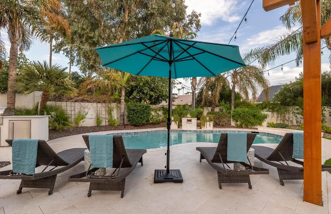 Elegant Renovated Home W Backyard Misters & Pool-1