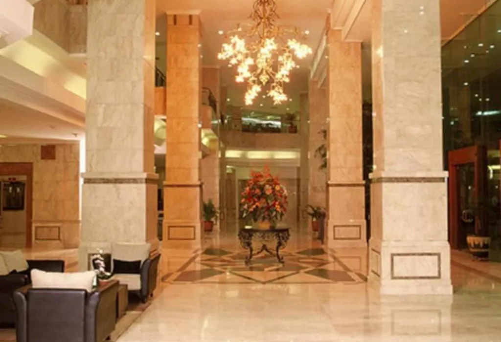 Grand Cempaka Business Hotel-1