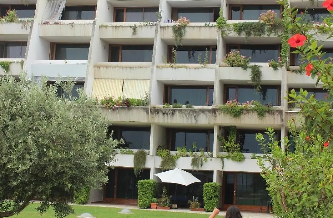Cimer Saframarine Beach Resort-1