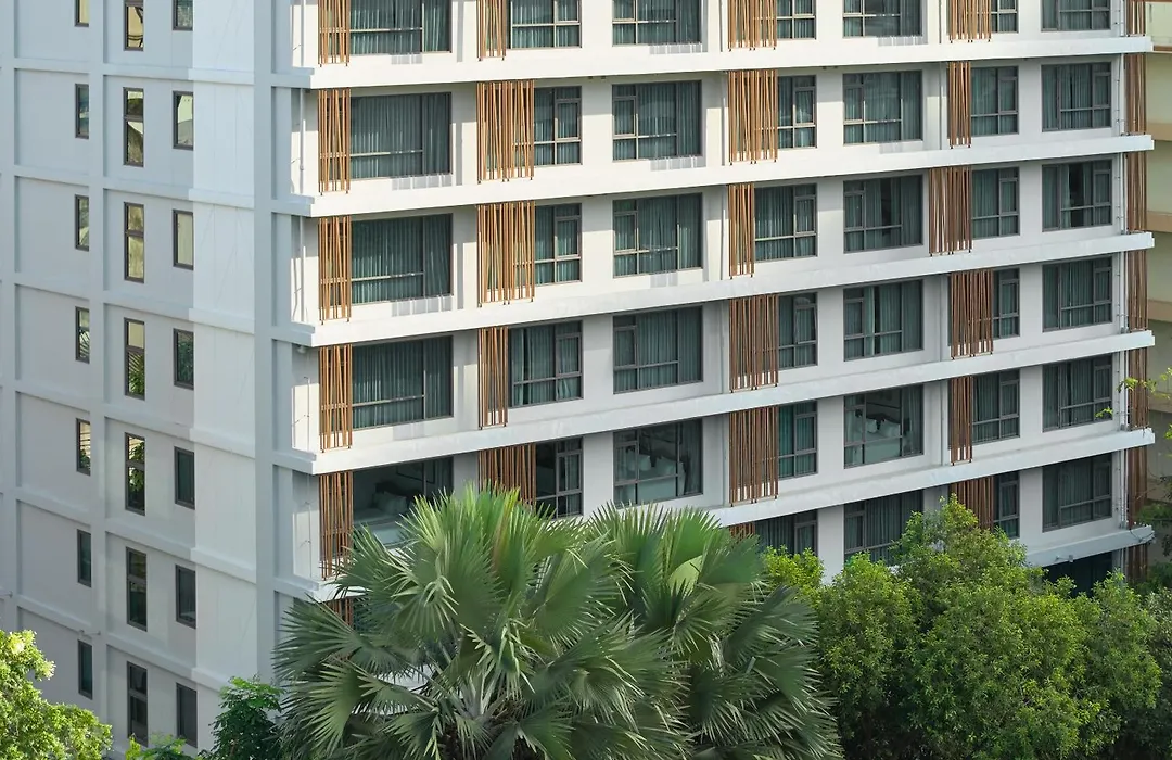 Livable Hotel Bangkok-1