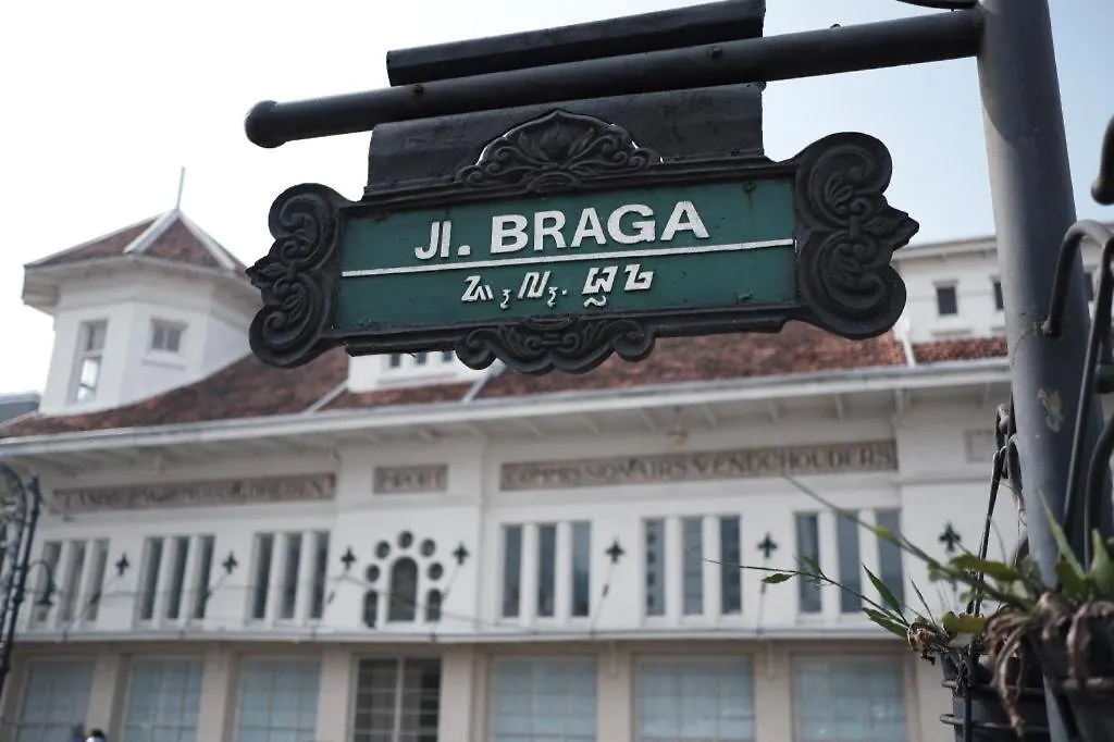 Mitra Bandung Hotel-1