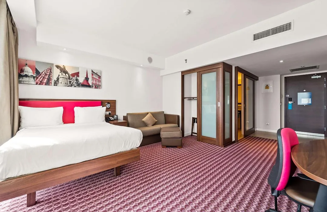 Hampton By Hilton Cluj-Napoca-1