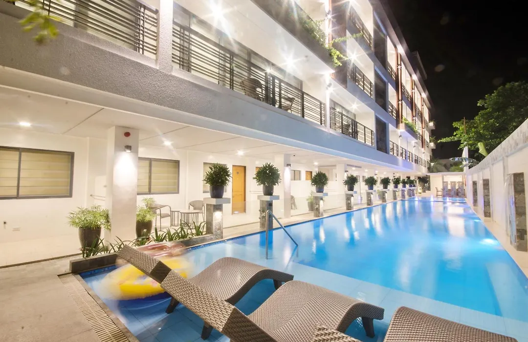 Commander Suites De Boracay-1