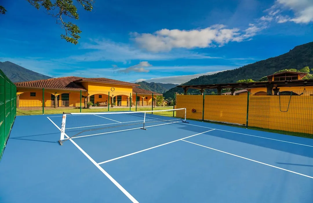 Los Establos Boutique Resort-1