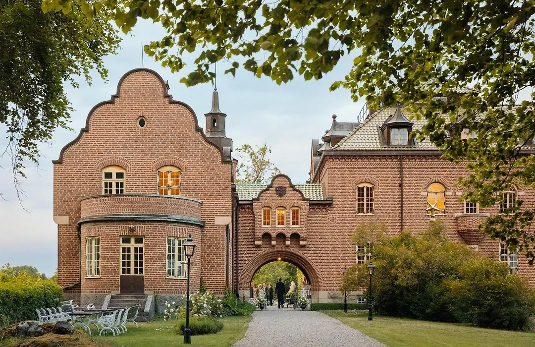 Engsholms Slott - Adults Only-1