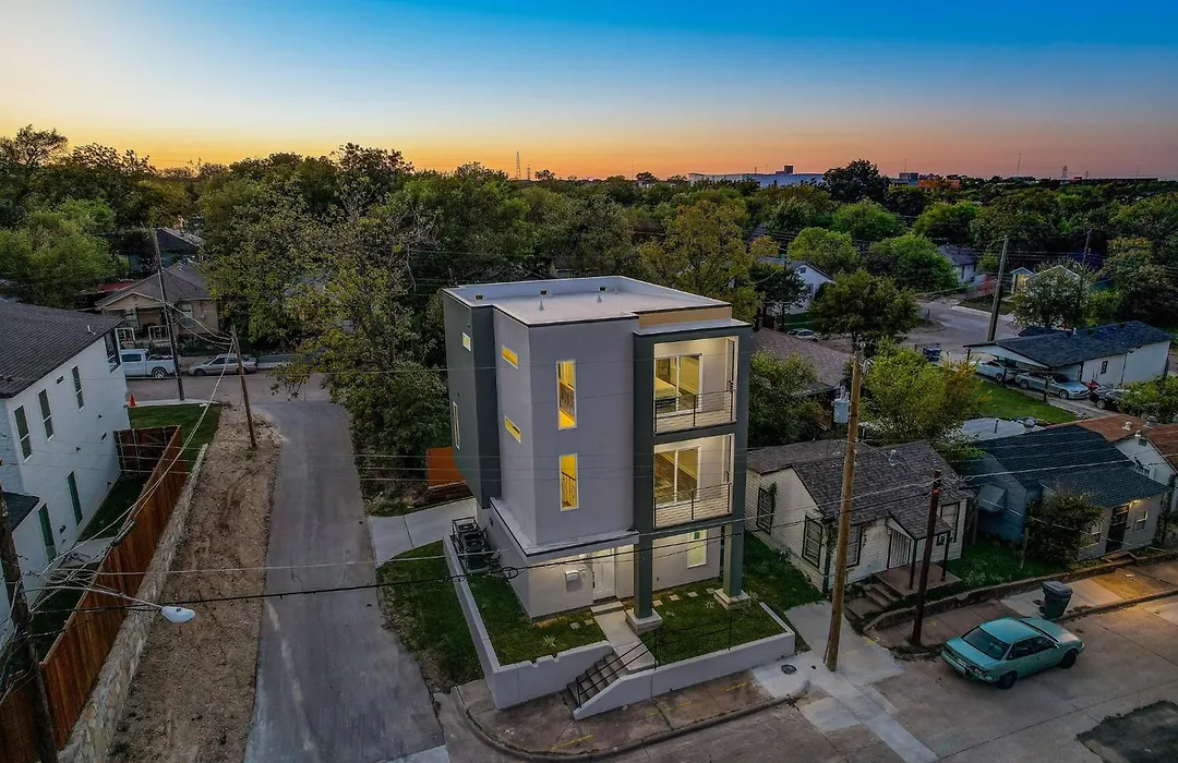 The Ultimate View House-1