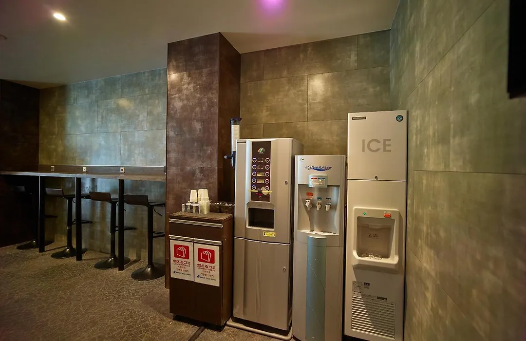 Hotel Sunplaza 2 Annex-1