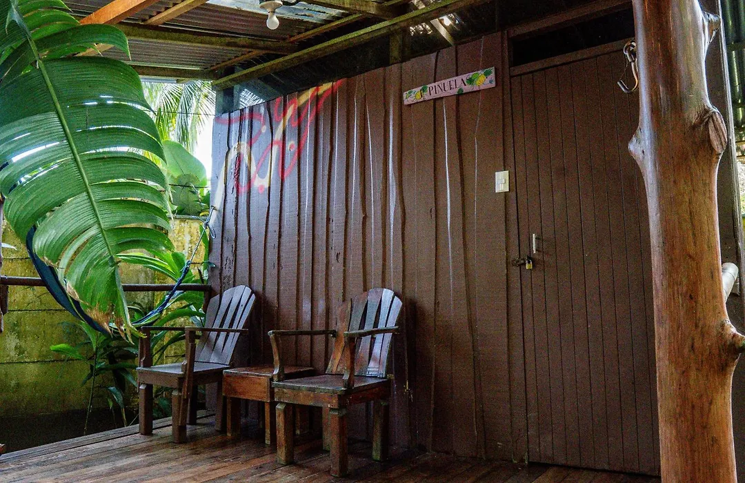 Flutterby House Hostel-1