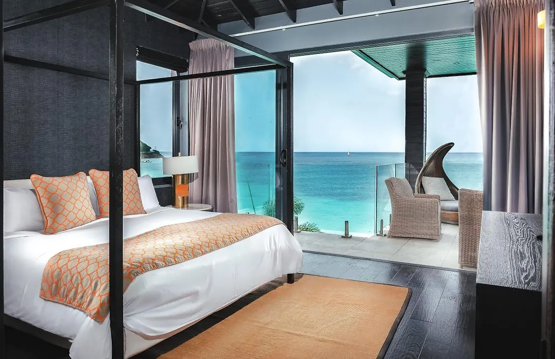Tamarind Hills Resort & Villas-1