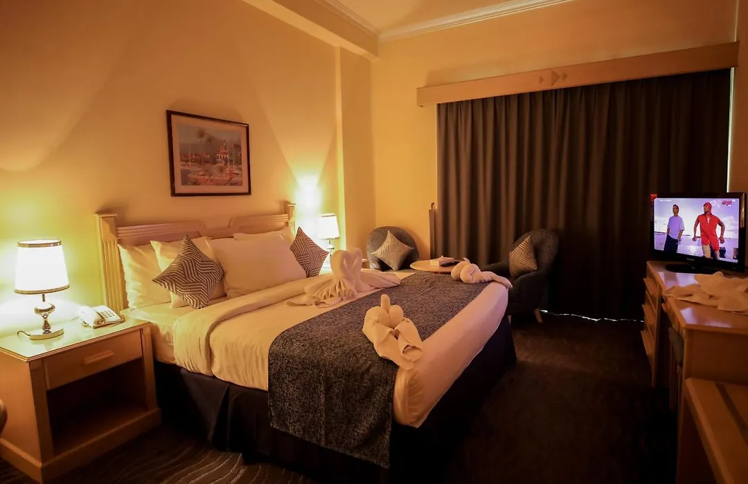 Green House Hotel Suites & Apartment-1