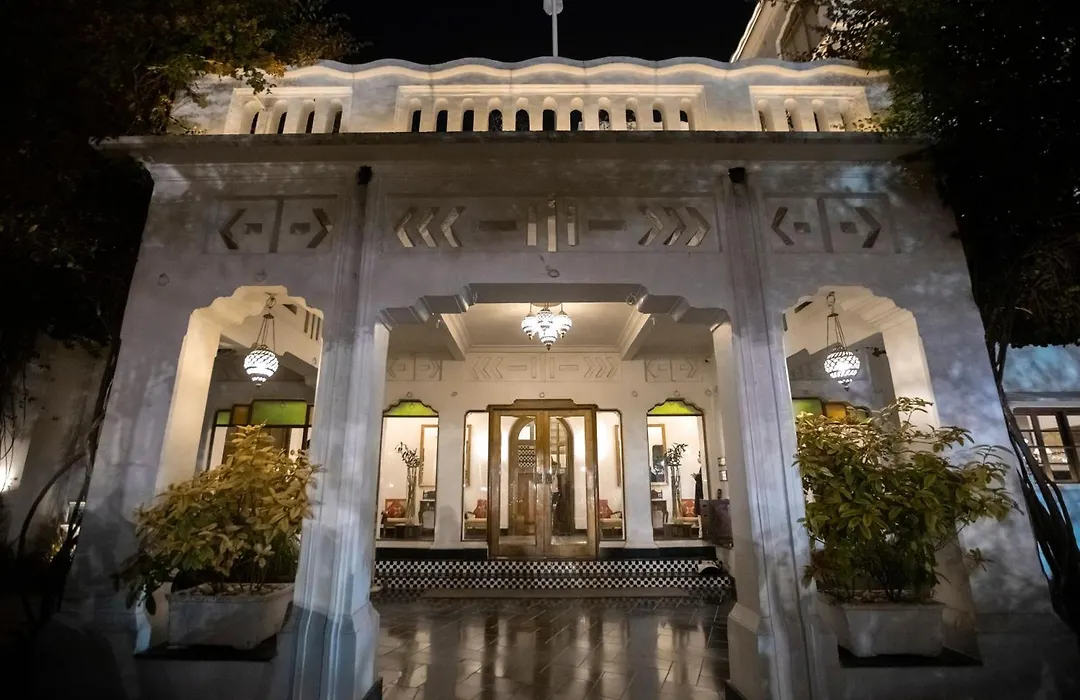 Saraca Hotel Lucknow-1