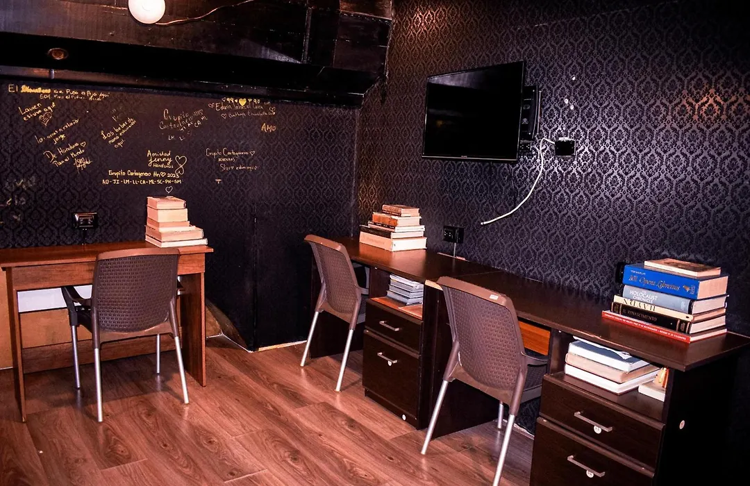 The Clock Hostel & Suites-1