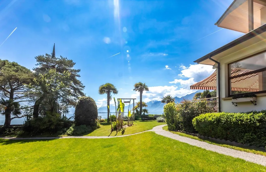 La Villa-1