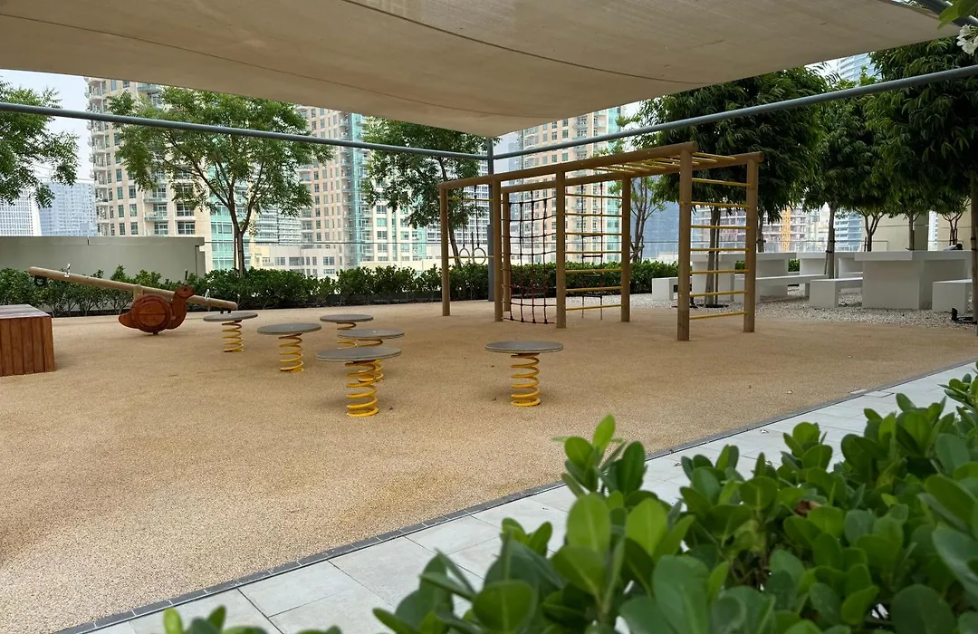 Burj Royale Condo, Close To Dubai Mall & Attractions-1