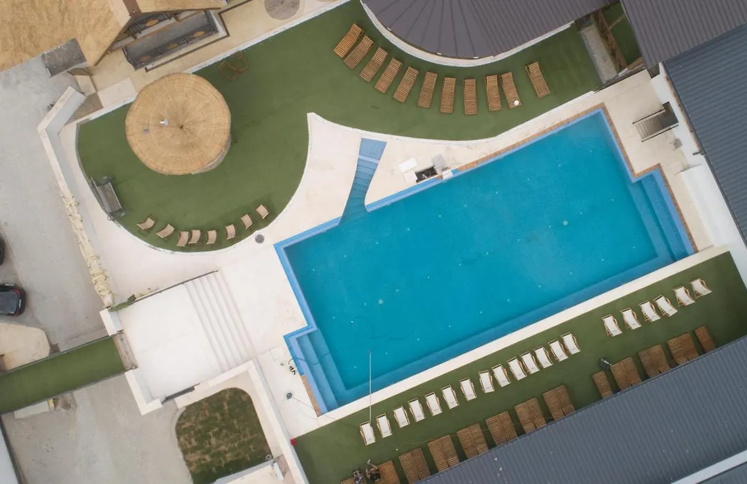 Woodland Resort-1