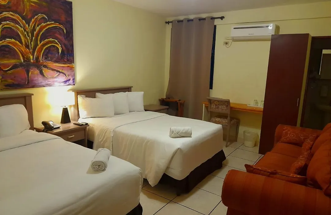 Morrison Hotel San Salvador-1