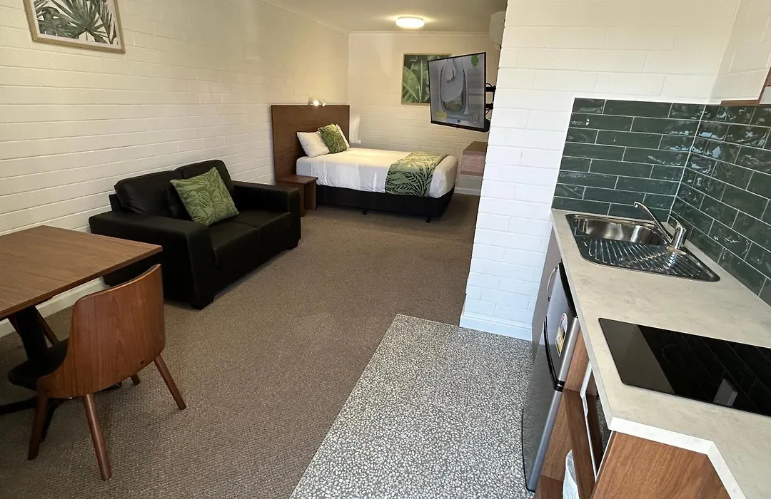 Frewville Motor Inn-1