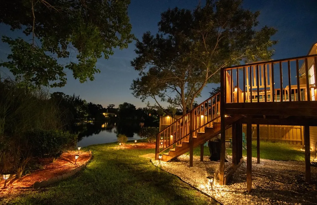 Savannah Lakefront Retreat Near Tybee Beach With King Bed And Free Parking-1