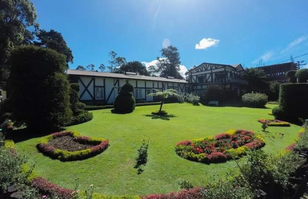 Hotel Glendower-1