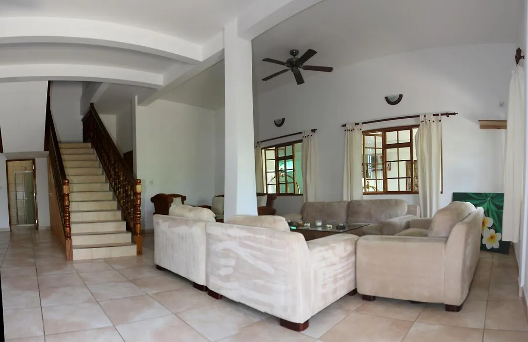 Le Surmer Self Catering Chalets-1
