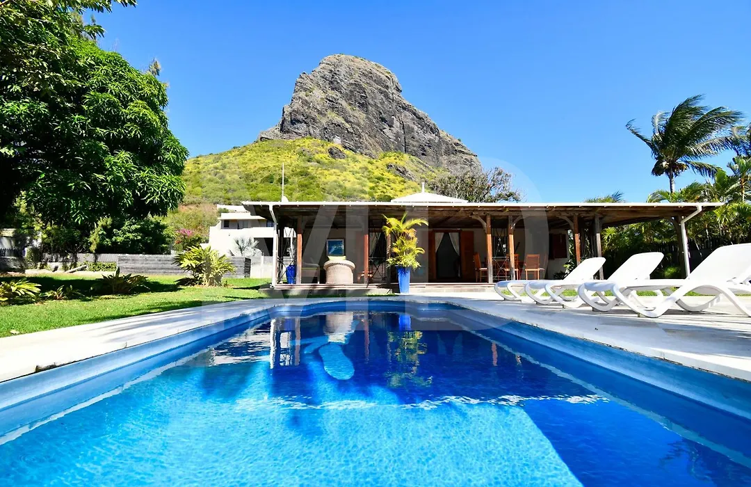 Villa Alira-1