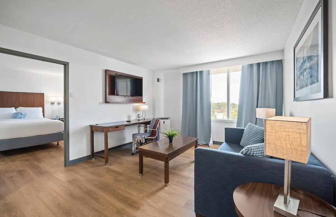 315 Loso Hotel Airport-1