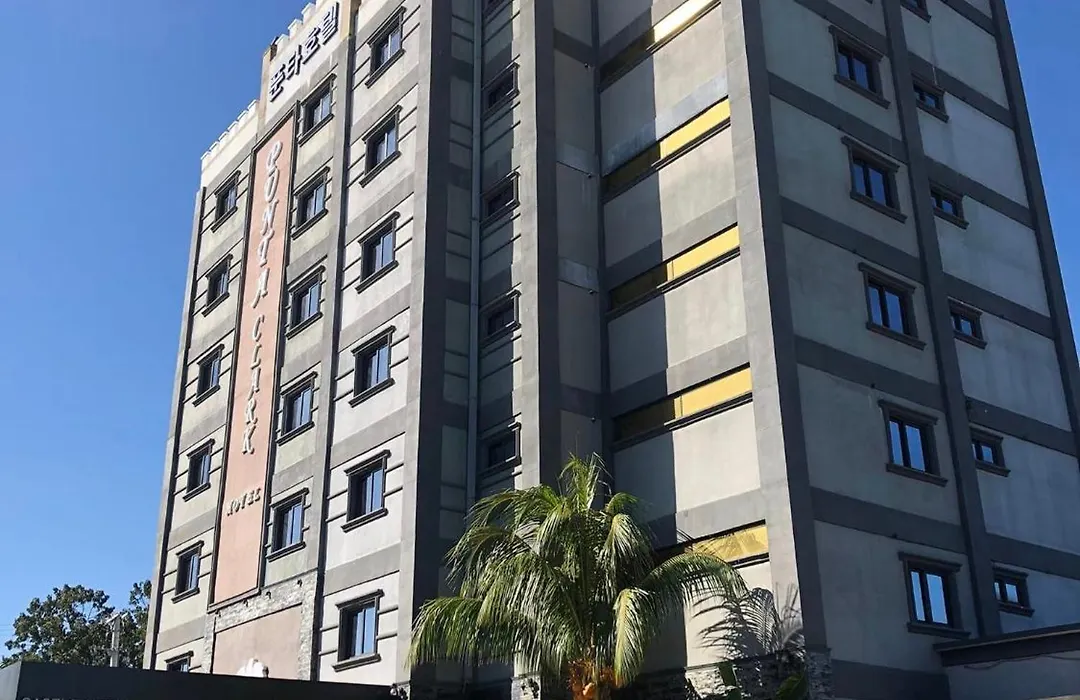 Punta Clark Hotel-1