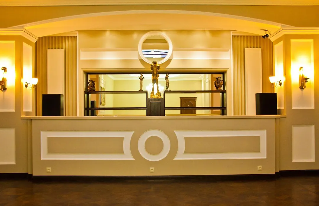 Sky Luxe Hotel-1
