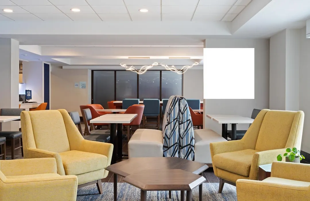 Holiday Inn Express & Suites Cincinnati Riverfront By Ihg-1