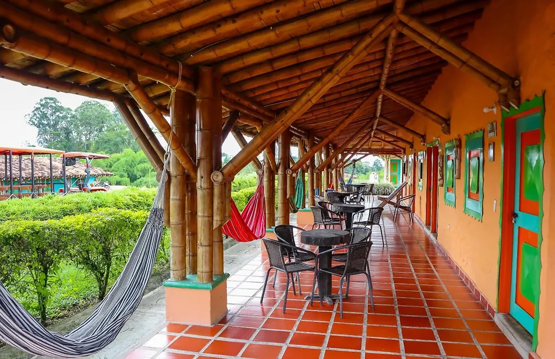 Hotel Parque De Los Arrieros-1