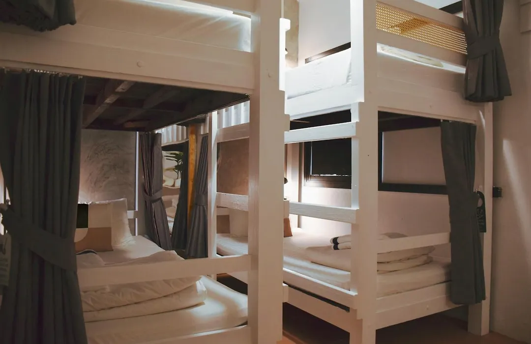 Costa Bed Hua Hin-1