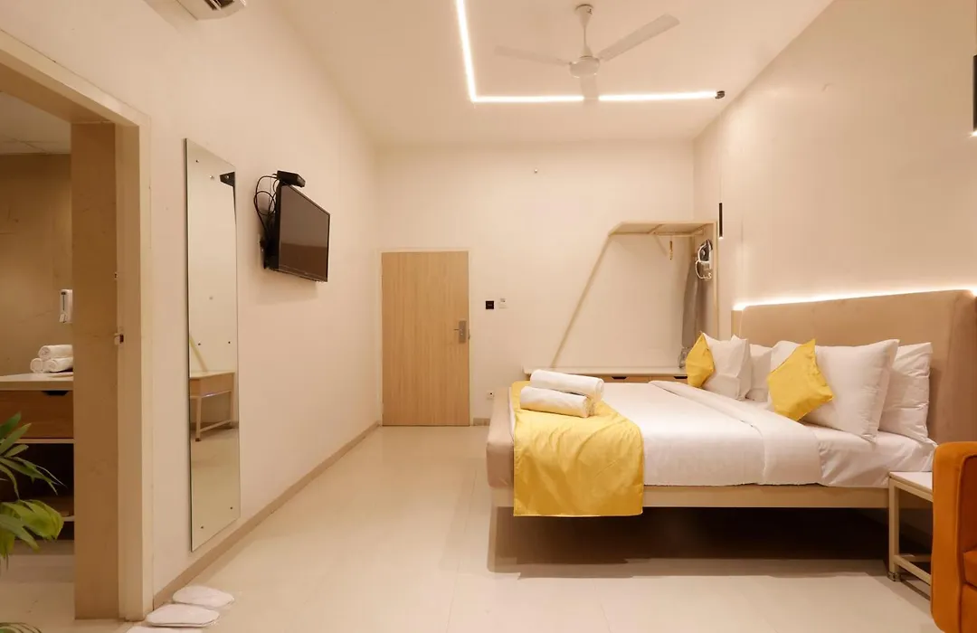Hotel Varuna-1
